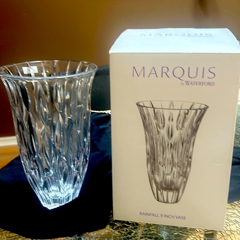 Waterford marquis rainfall 9 inch vase